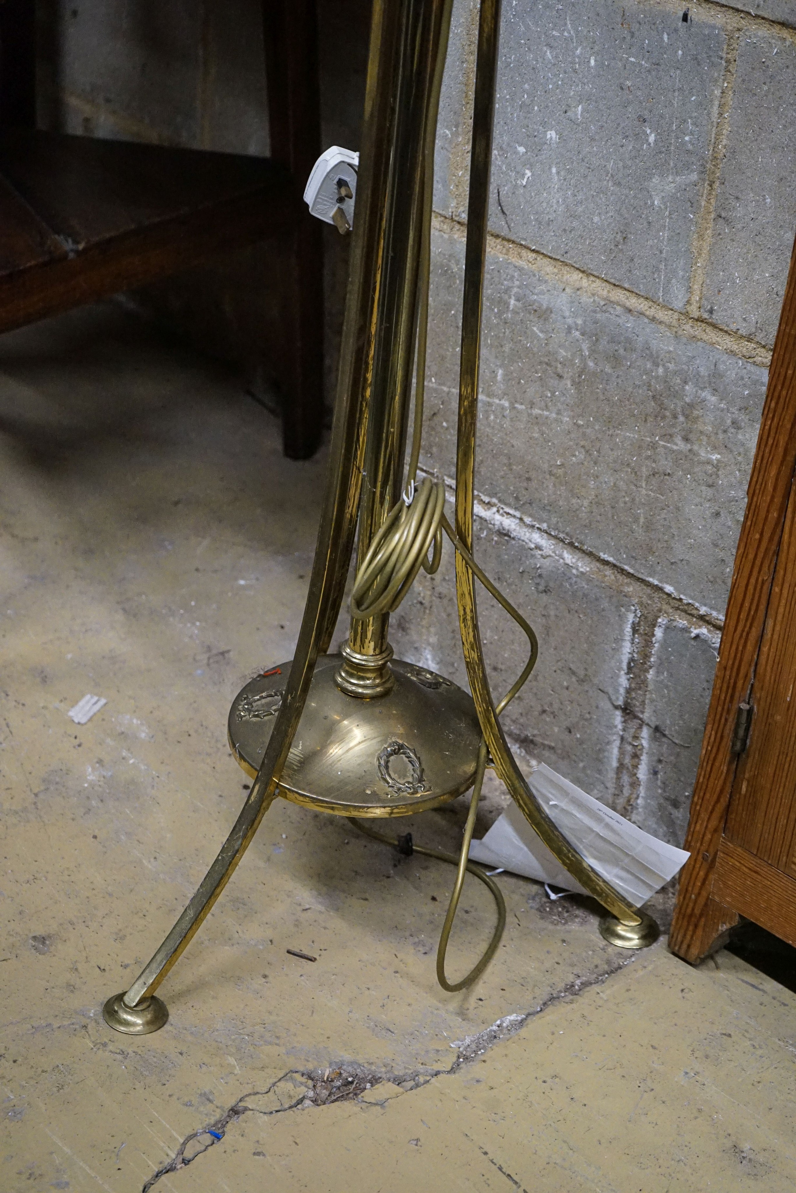 An Edwardian lacquered brass telescopic lamp standard, height 136cm